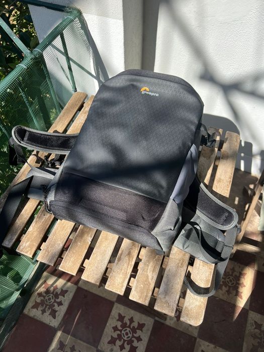 Mochila Lowepro Flipside BP 400 AW III
