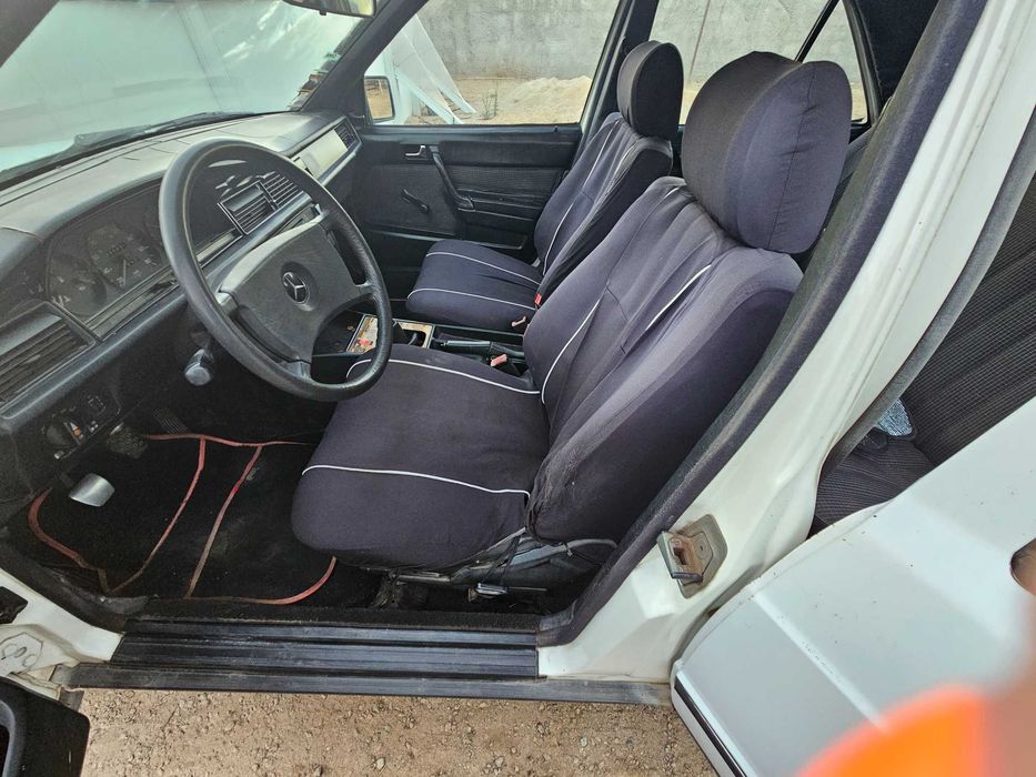 Car for sale in good condition.