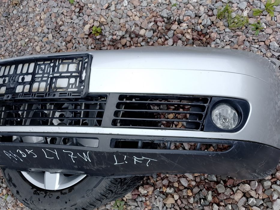 Zderzak przedni przód Audi A4 B5 lift kod lakieru LY7W