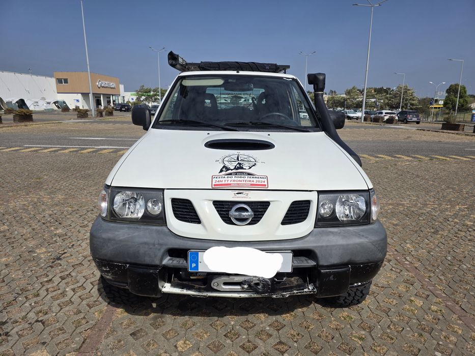 Nissan Terrano — fotografia 3