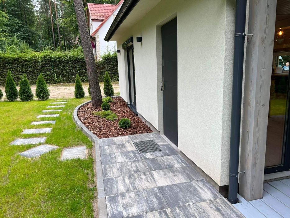 Domek nad jeziorem Narie w Bogaczewie