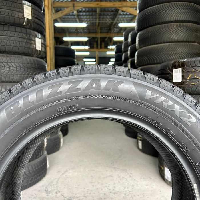Склад шин Бренд Шина 215/55 R16 Bridgestone Blizzak VRX2 шини бу арктичні 7 мм