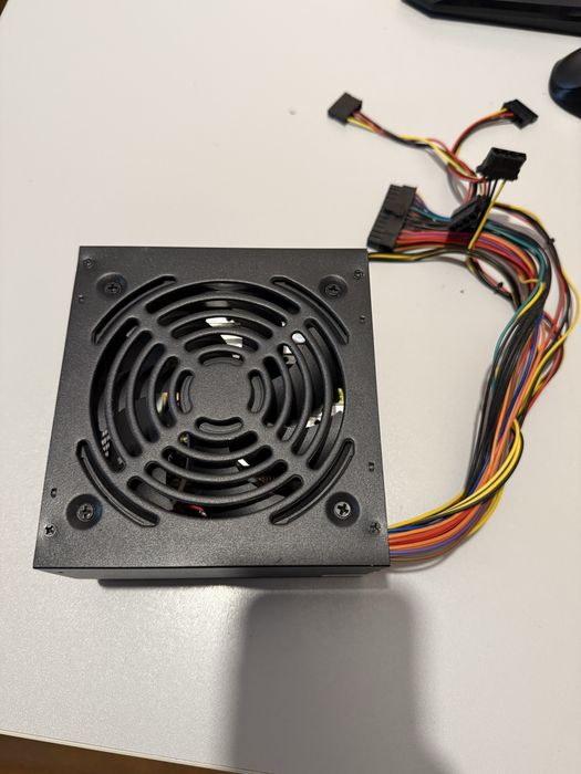 Блок питания vinga блок живлення на ПК 400 ват.
