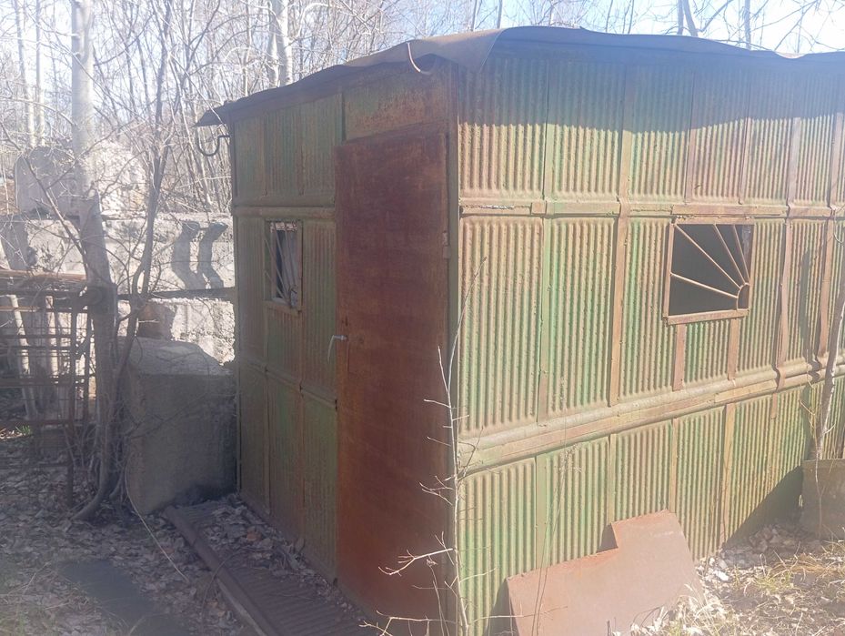 Будка металлическая есть пол размер 2, 50x4.20