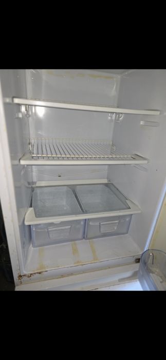 Frigoríficos combinado muito bom funcionamento