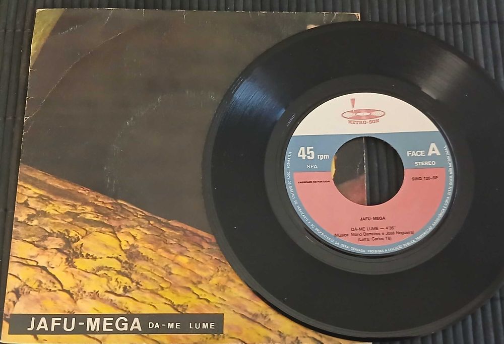Jafu-Mega - Dá-me Lume / Ribeira (Vinil 7")