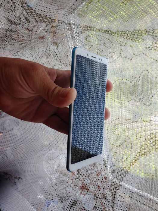 Продам смартфон Redmi Note 5 ver.3/32 в около идеальном состоянии.