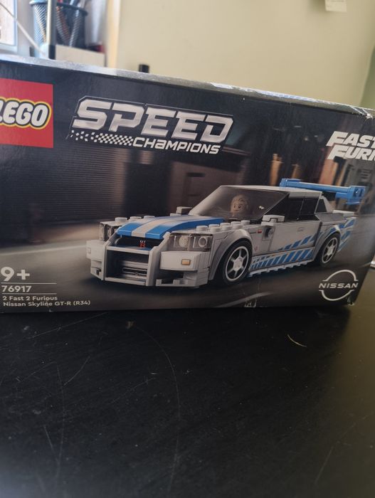 LEGO fast &furious Nissan Skyline GT-R r34