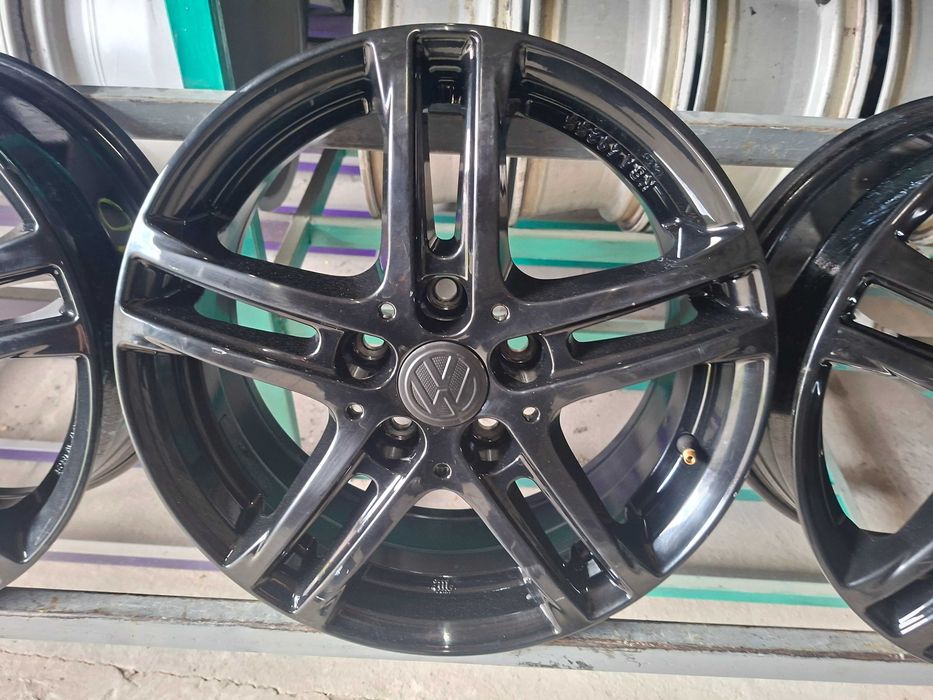 Диски Ріал Фольцваген 5/112 R16 6,5J ET42 Rial Volksvagen Golf.