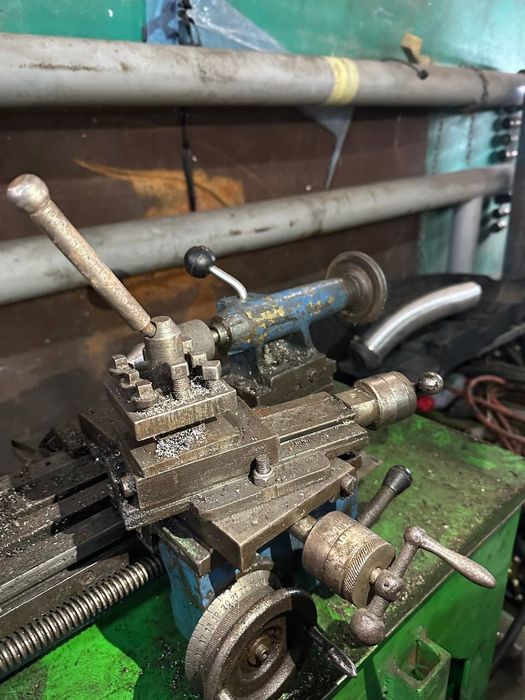 Продам токарний станок тв-16