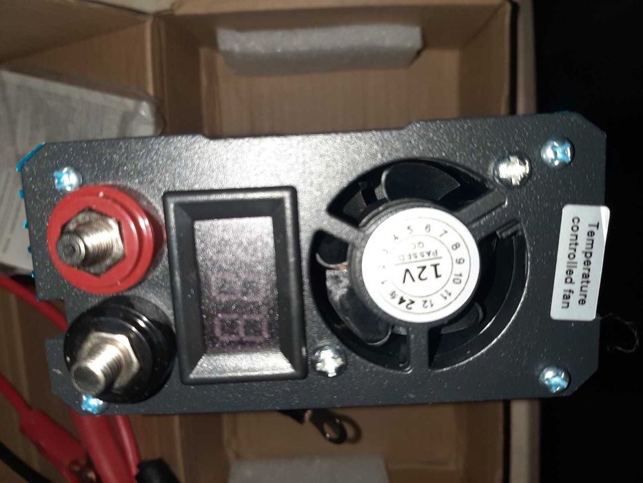 інвертор  12в 3000Вт чистий синус:LED екран,вентилятор TATALIKEN