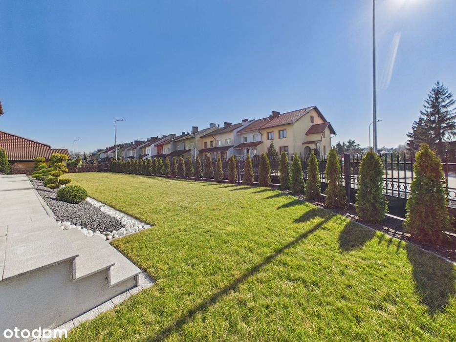 Dom wolnostojący 153 m2 plus garaż 27m2