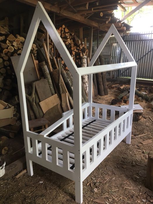 Вішалка дитяча вішак нічник ліжко дитячі меблі столик крісло