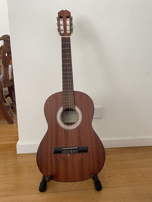 Guitarra classica com saco e stand