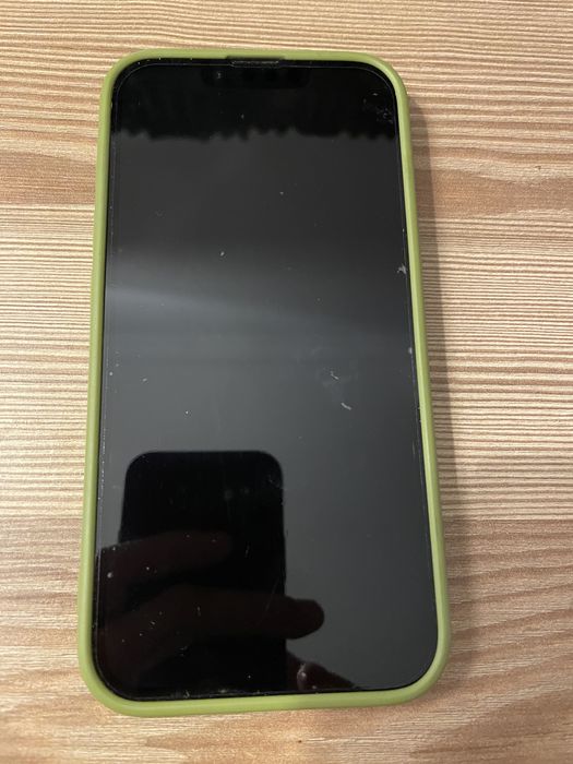 iPhone 16e - Como Novo.