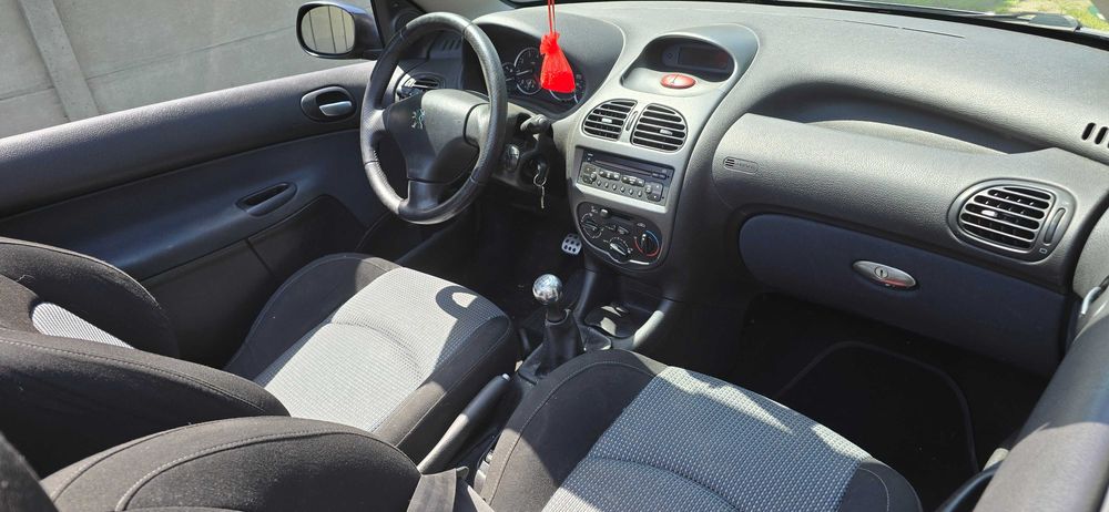 Peugeot 206 cc 1.6