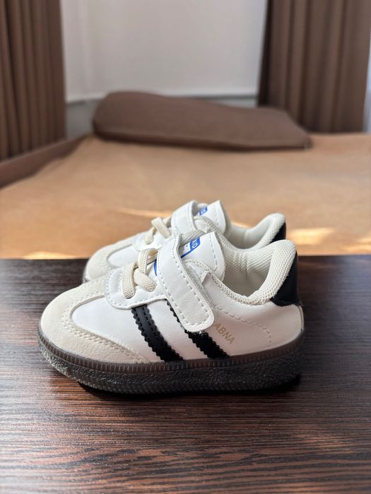 Стильні кросівочки для хлопчика