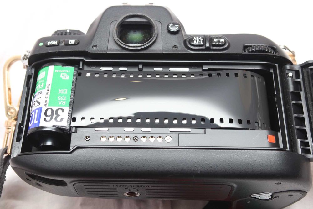 Nikon F100 + Nikon 1.8/50 E Series Stan idealny!