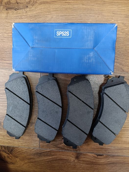 Колодки гальмівні передні та задні на Hyundai H1