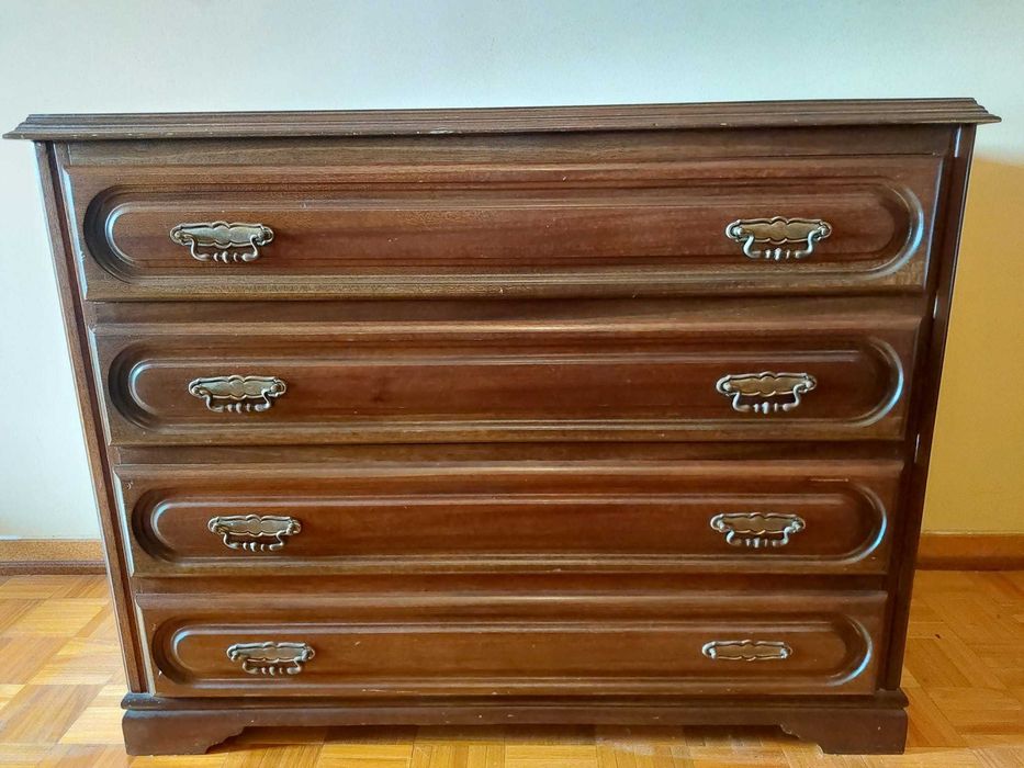 Mobiliário Quarto Duplo (Cama Individual + Mesinha Cabeceira + Cómoda)