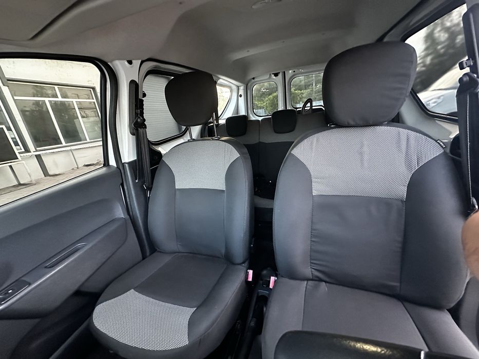 Renault Dokker 2017, 1.5 dCi дизель, 90 к.с., механіка, пасажирська версія.