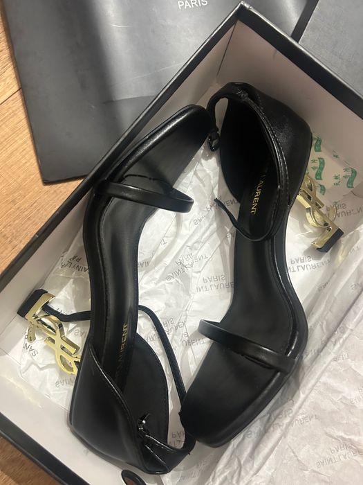Szpilki YSL czarne sandałki