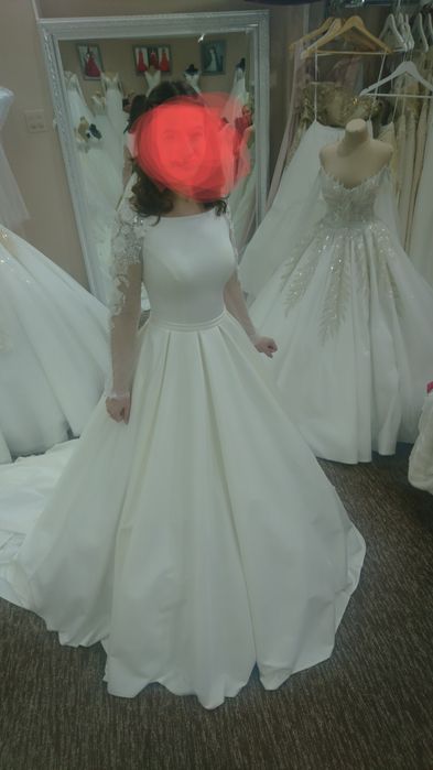 Весільна сукня,,