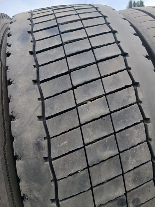 Грузові шини бу 245/70/17.5