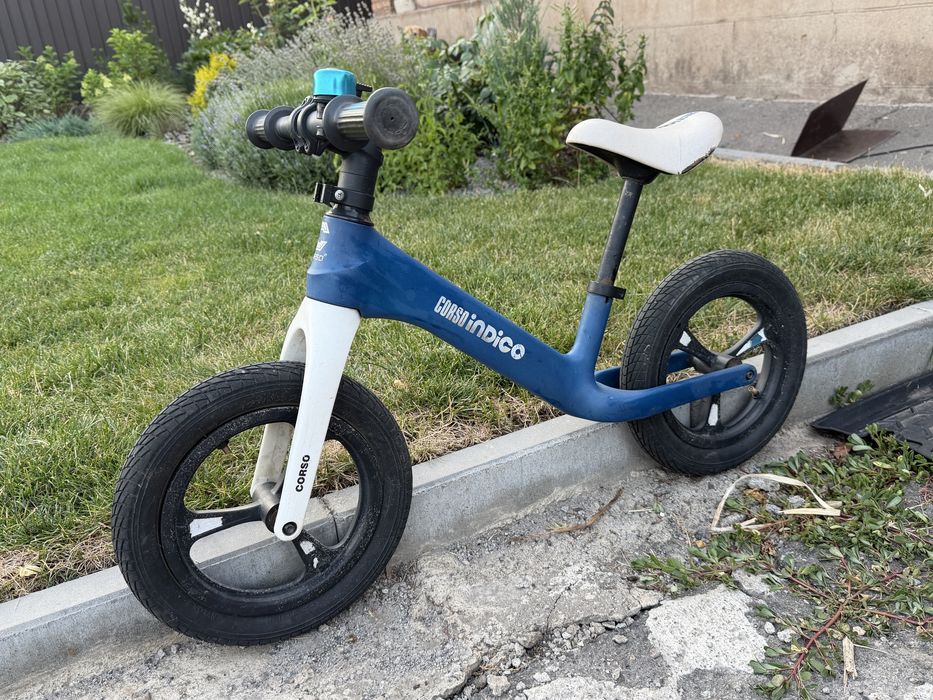 Продам біговел Corso