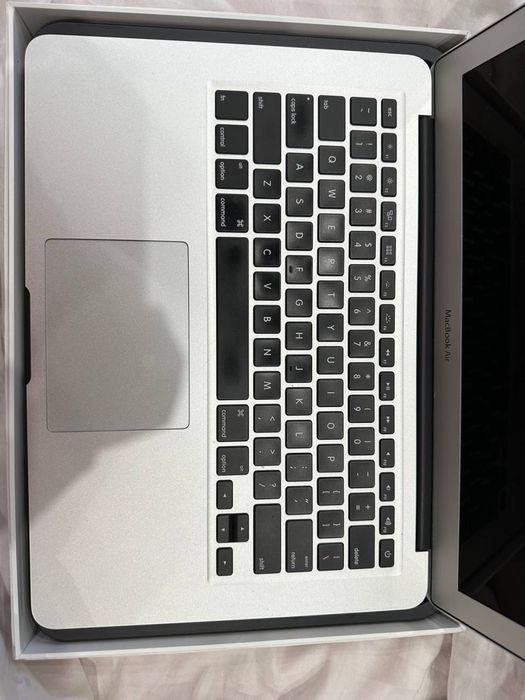 Mac Book Air 13-inch 2017 128 GB