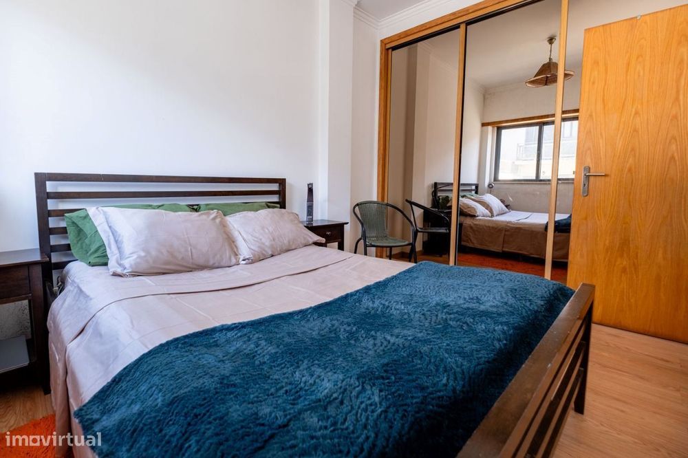 Apartamento T1 - Urbanização Gorgulão em Coimbra com Garagem