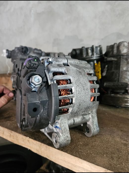 Генератор Renault Opel Nissan 1.5  1.6Hdi  1.9  2.0  2.2. 2.5dCi дизель