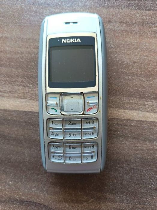 Nokia 1600......