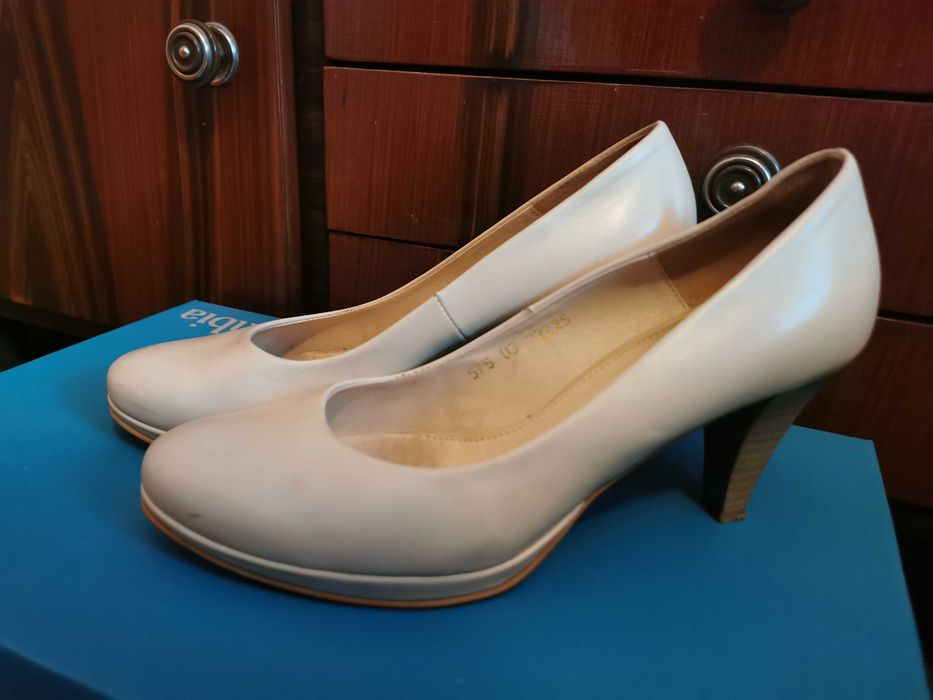 Buty damskie eleganckie rozm. 39