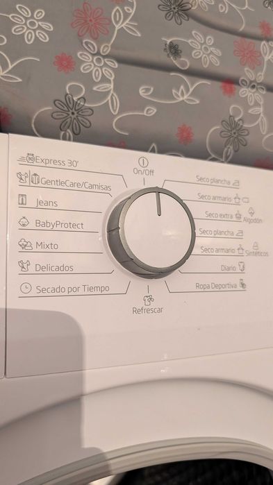 Máquina de Secar Roupa Beko  DH10412 RX Com bomba de Calor