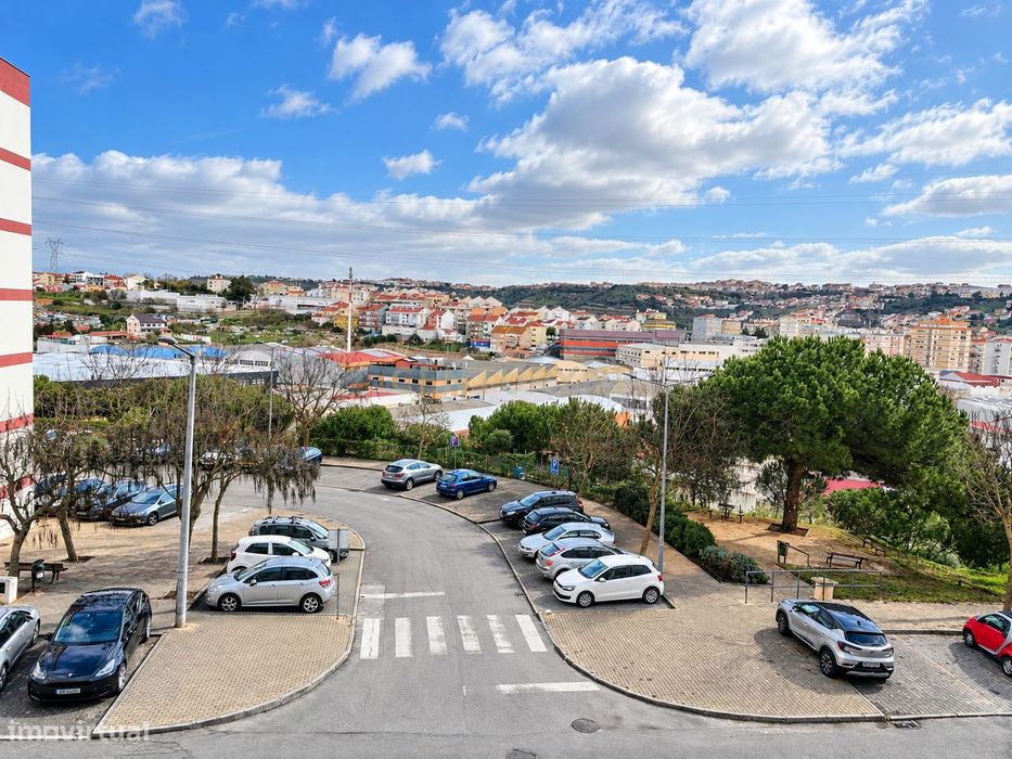 Apartamento T2 para Arrendamento em Odivelas | 80 m² | A 5 Minutos do