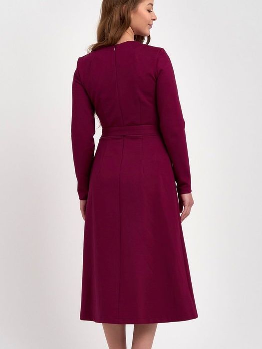 Весняна класична міді сукня-дзвін однотонна баклажанова на поясі