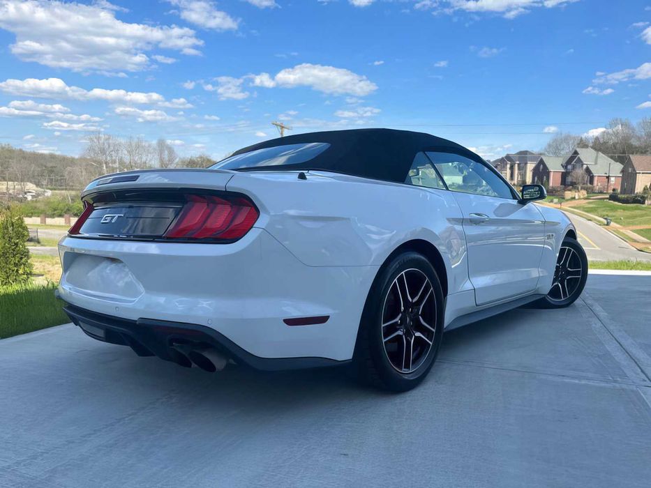 Ford Mustang GT Premium      2019