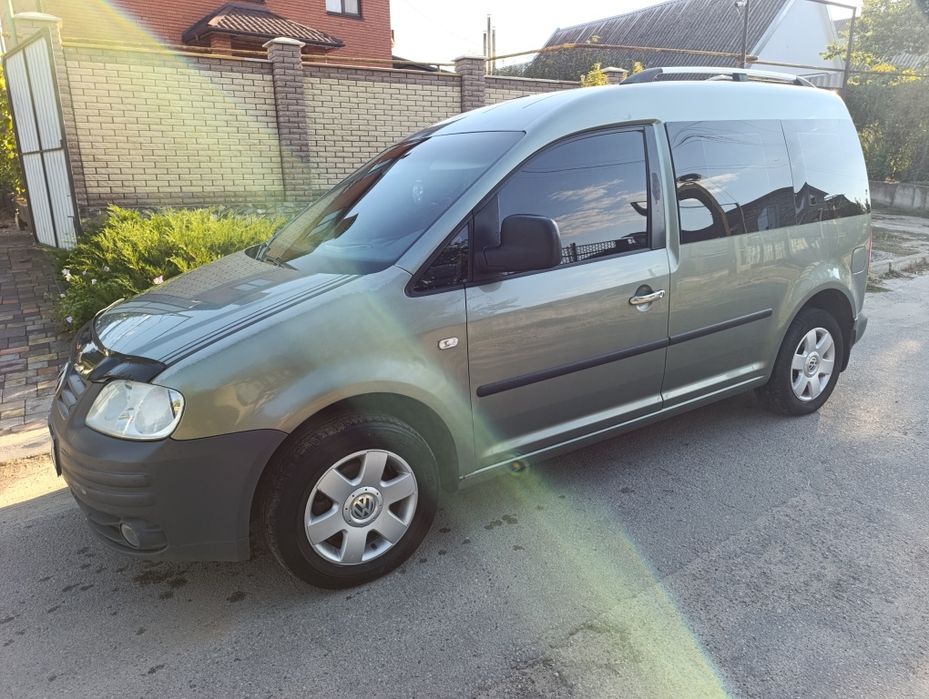Продам Фольксваген Каді 2004