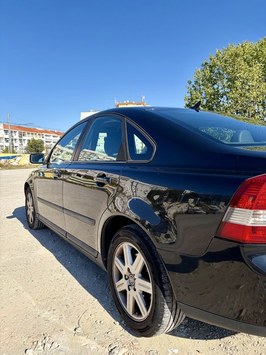 Volvo S40 2.0 2004 — photo 2