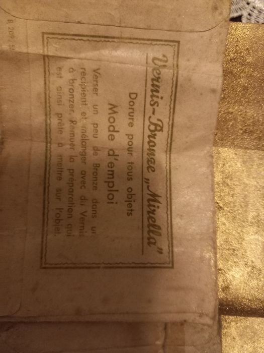 Po de ouro para pinturas e decorações em quadros ou outras