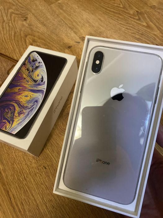 ІPhone xs max  64 gb діагональ екрану більше 6