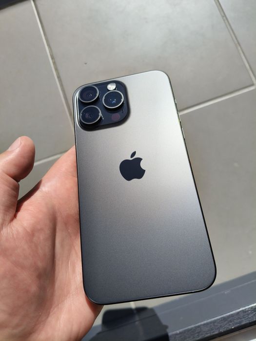 iPhone 15 pro max 1TB stan jak nowy.