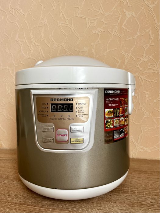 Мультиварка Redmond 10 програм | Хороший стан | Чаша антипригарна