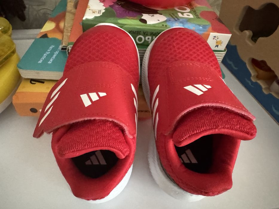 Кросівки Adidas 20р.