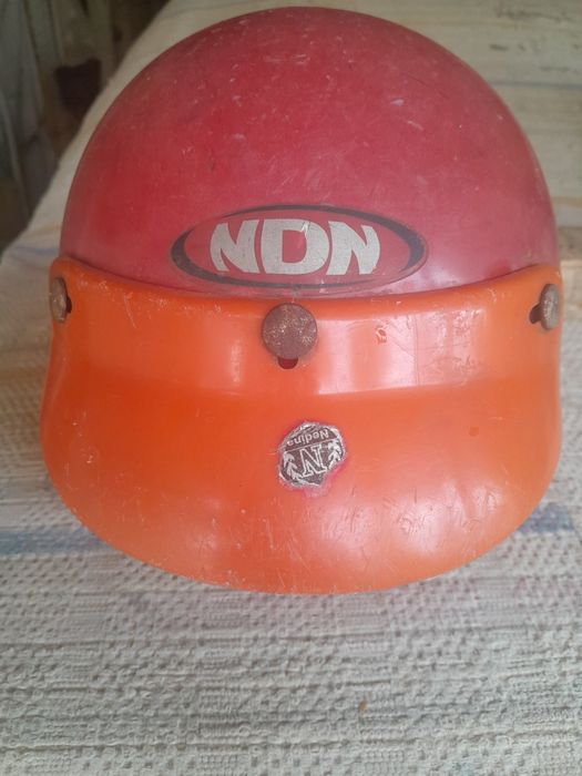 Capacete mota penico bom estado