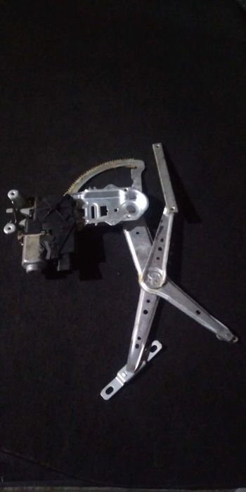 Elevador Frente Dto Opel Corsa C (X01)
