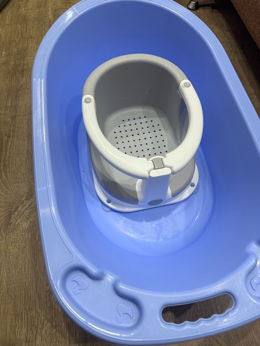 Стільчик для купання у ванну дитячий