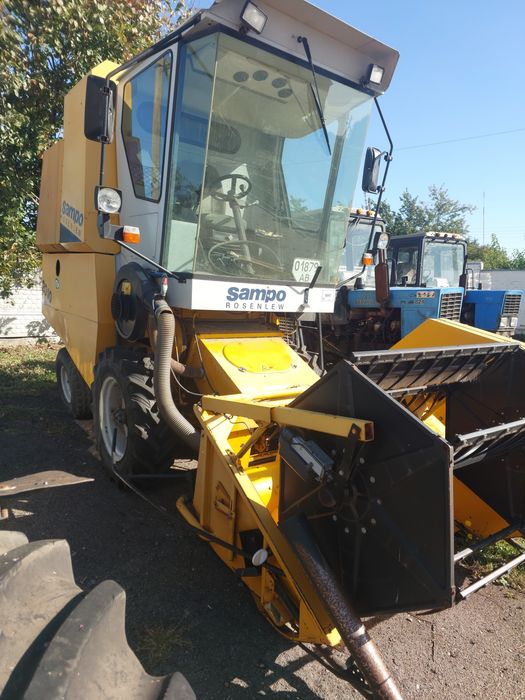 Комбайн колісний SAMPO