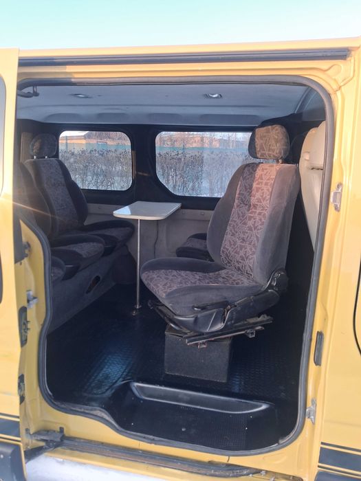 Рено трафік 2006р пасажир